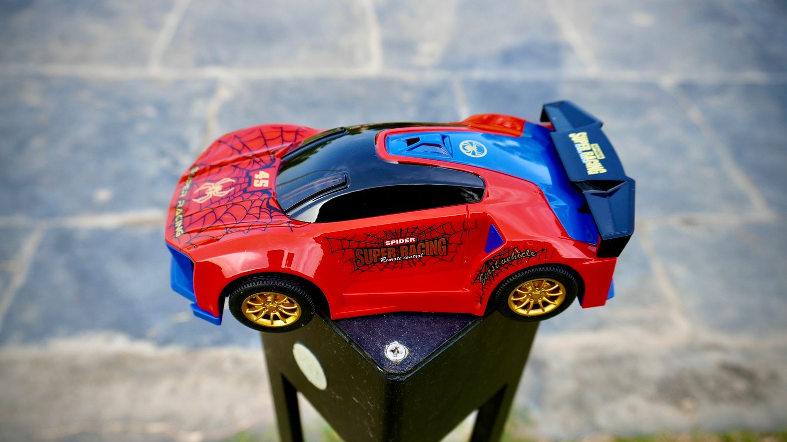 3 in 1 high speed chasing/ shooting car!
