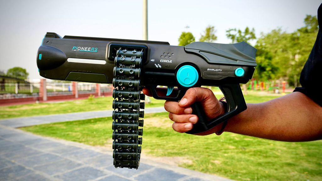 Automatic Machine gun with Nurf bullets