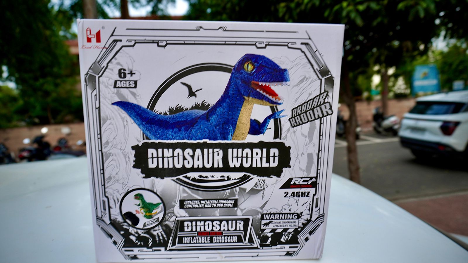 RC BLOWING DINO